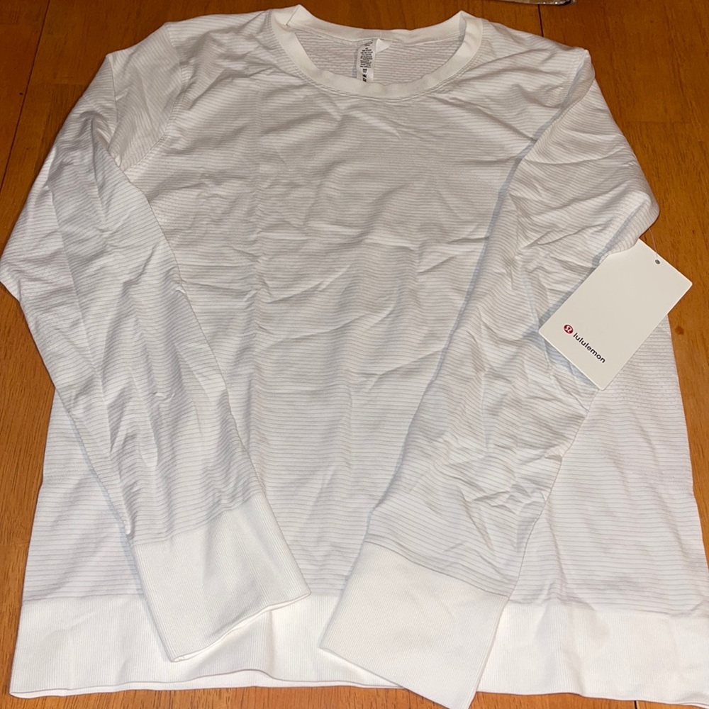 Lululemon Swiftly Breathe Long Sleeve